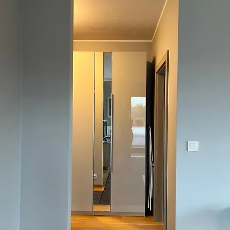 4 Pietro Winda Apartment
